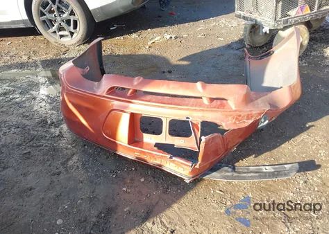 2004 Pontiac Grand Am Gt z USA, uszkodzony, nr VIN 1G2NW52EX4M649236